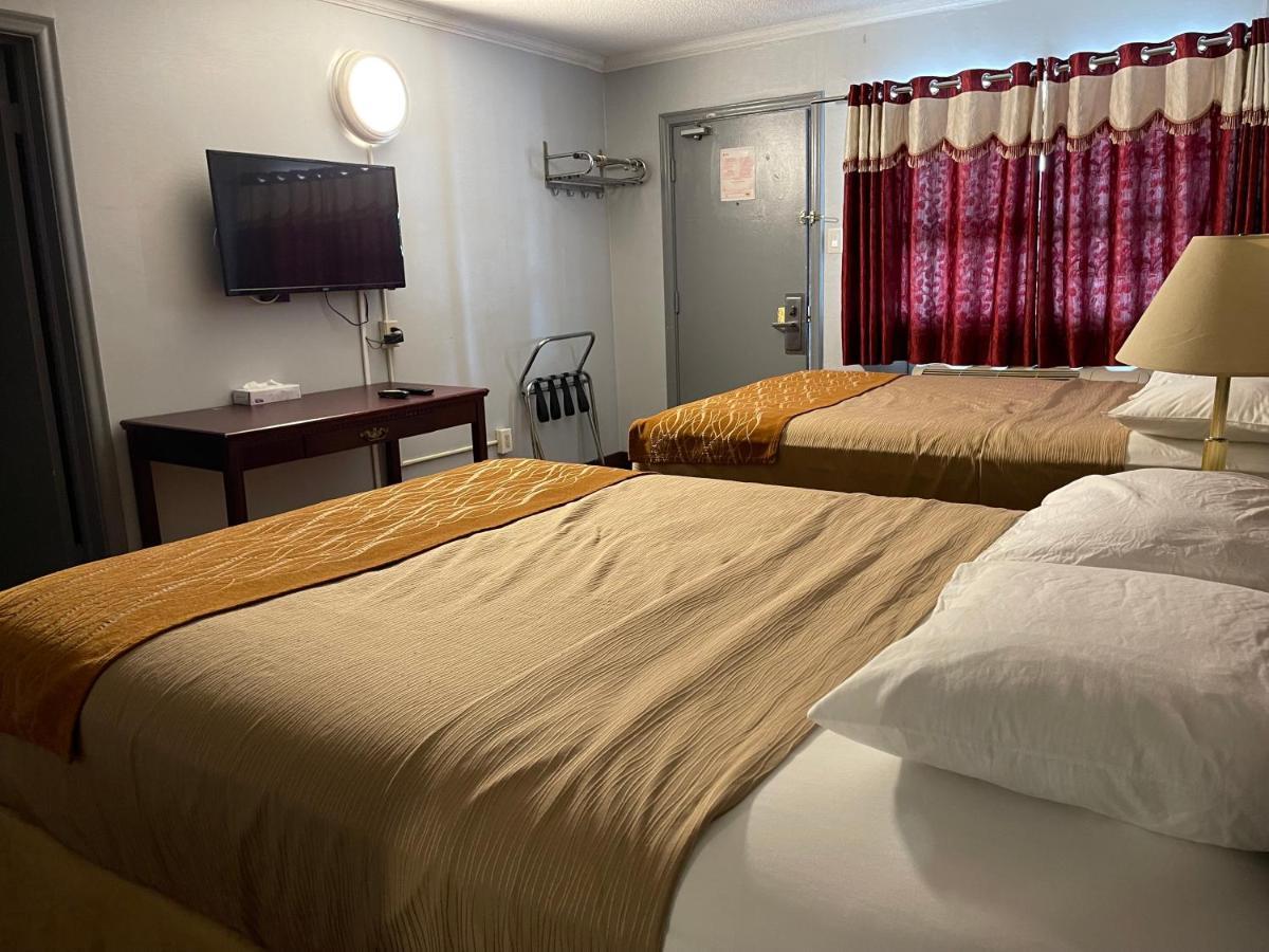 Liberty Inn Bowmanville Εξωτερικό φωτογραφία